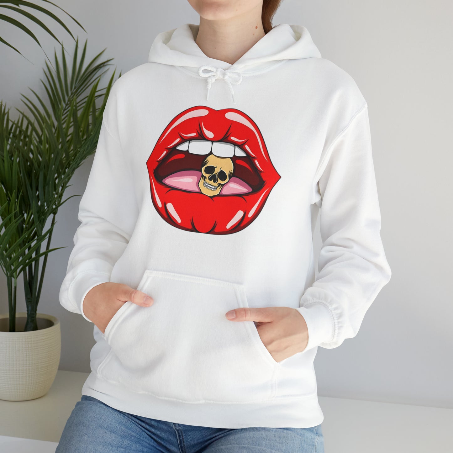 Sudadera con capucha unisex Heavy Blend™ - Labios sexys mordiendo la cabeza calavera